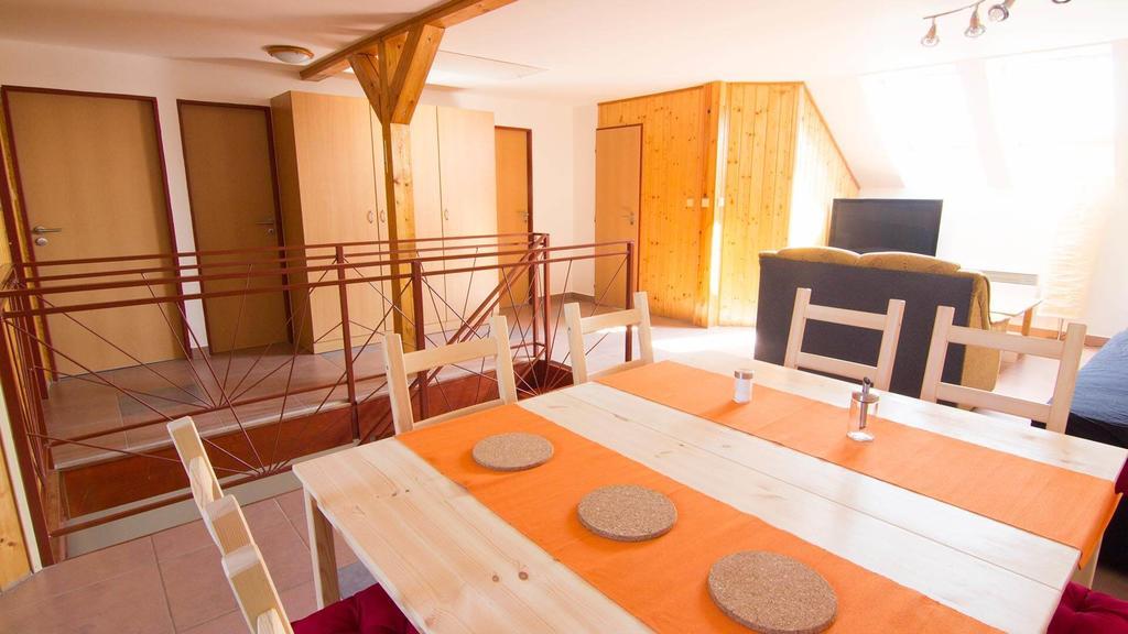 Cabernet Apartment